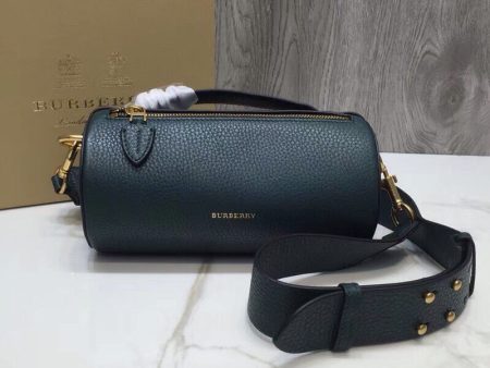 Envy Hold - Burberry Bags - 1607 Fashion