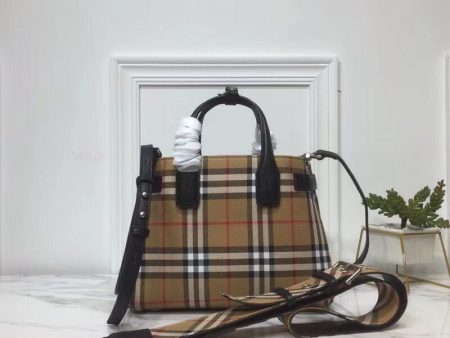 Envy Hold - Burberry Bags - 1619 Fashion